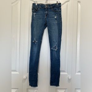 DL1961 Distressed Womens Jeans